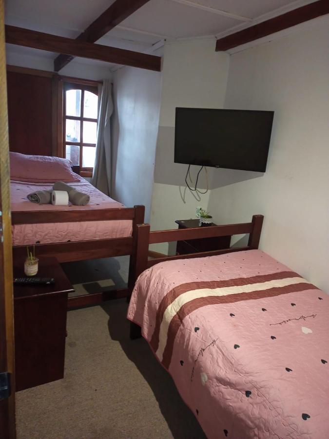 Hostal Valentino Villarrica Exteriör bild