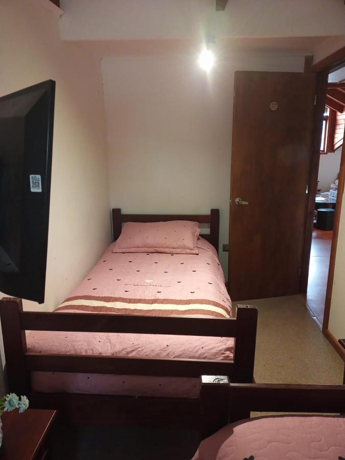 Hostal Valentino Villarrica Exteriör bild